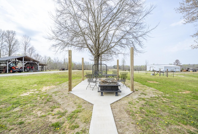 1896 PURDY BEAUTY HILL RD, Bethel Springs, Tennessee 38315, 3 Bedrooms Bedrooms, 10 Rooms Rooms,2.1 BathroomsBathrooms,Residential,For Sale,PURDY BEAUTY HILL,10217815