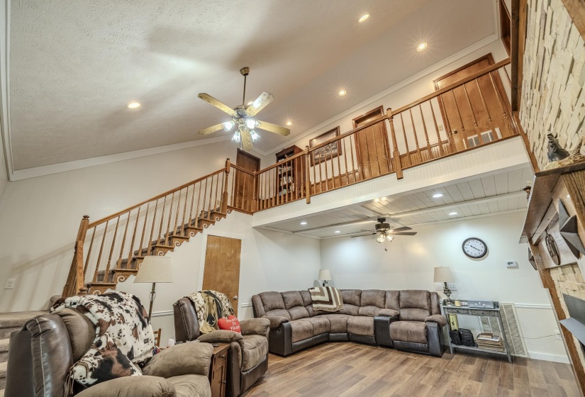 1896 PURDY BEAUTY HILL RD, Bethel Springs, Tennessee 38315, 3 Bedrooms Bedrooms, 10 Rooms Rooms,2.1 BathroomsBathrooms,Residential,For Sale,PURDY BEAUTY HILL,10217815