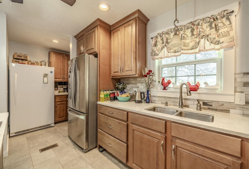 1896 PURDY BEAUTY HILL RD, Bethel Springs, Tennessee 38315, 3 Bedrooms Bedrooms, 10 Rooms Rooms,2.1 BathroomsBathrooms,Residential,For Sale,PURDY BEAUTY HILL,10217815