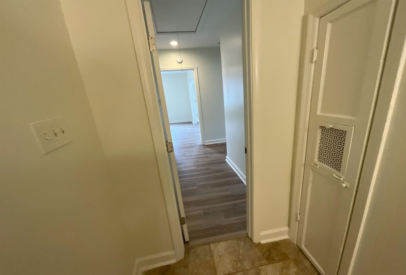 1244 TUTWILER ST, Memphis, Tennessee 38107, 6 Bedrooms Bedrooms, 8 Rooms Rooms,4 BathroomsBathrooms,Residential,For Sale,TUTWILER,10217821
