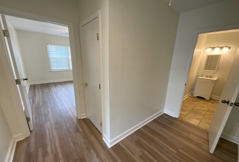 1244 TUTWILER ST, Memphis, Tennessee 38107, 6 Bedrooms Bedrooms, 8 Rooms Rooms,4 BathroomsBathrooms,Residential,For Sale,TUTWILER,10217821