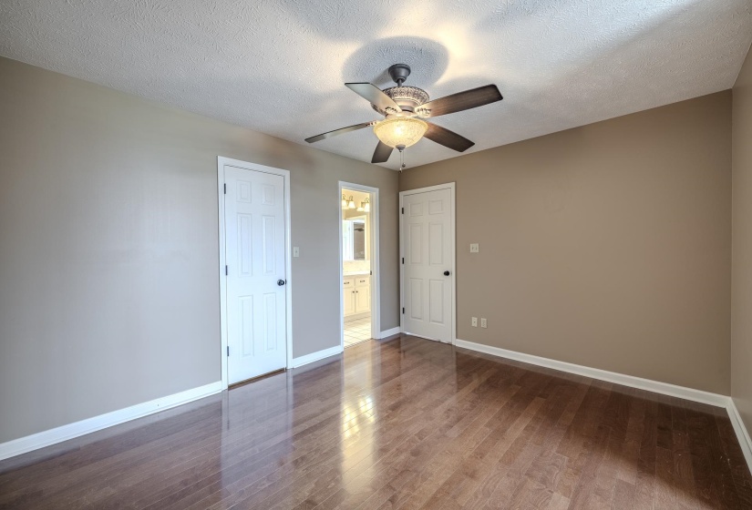 565 BOWEN DR, Savannah, Tennessee 38372, 3 Bedroom Bedrooms, 11 Room Rooms,2.1 BathroomBathrooms,Residential,For Sale,BOWEN,0,10217826