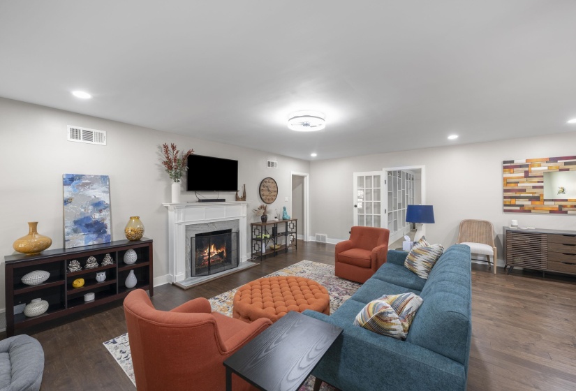 260 FENWICK RD, Memphis, Tennessee 38111, 4 Bedroom Bedrooms, 8 Room Rooms,3 BathroomBathrooms,Residential,For Sale,FENWICK,0,10217829