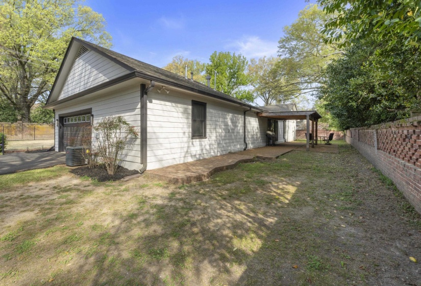 260 FENWICK RD, Memphis, Tennessee 38111, 4 Bedroom Bedrooms, 8 Room Rooms,3 BathroomBathrooms,Residential,For Sale,FENWICK,0,10217829