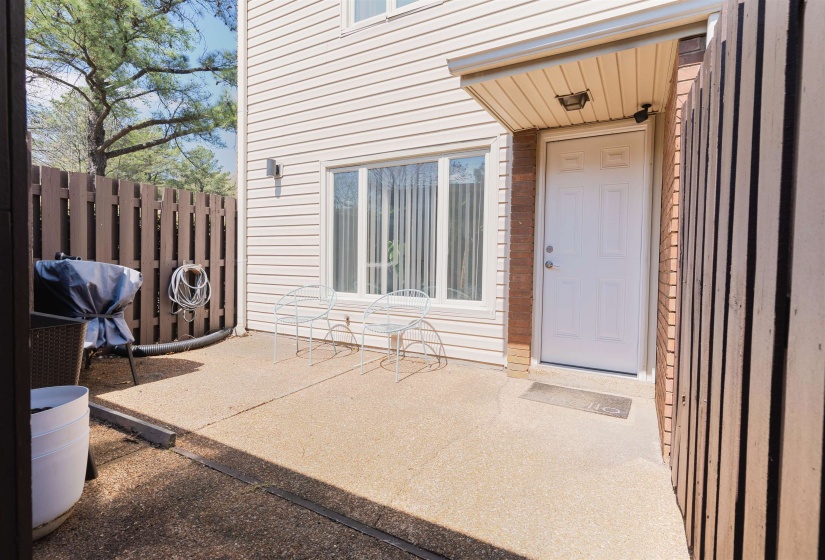 468 JACK KRAMER DR, Memphis, Tennessee 38117, 2 Bedroom Bedrooms, 5 Room Rooms,2.1 BathroomBathrooms,Residential,For Sale,JACK KRAMER,0,10217831