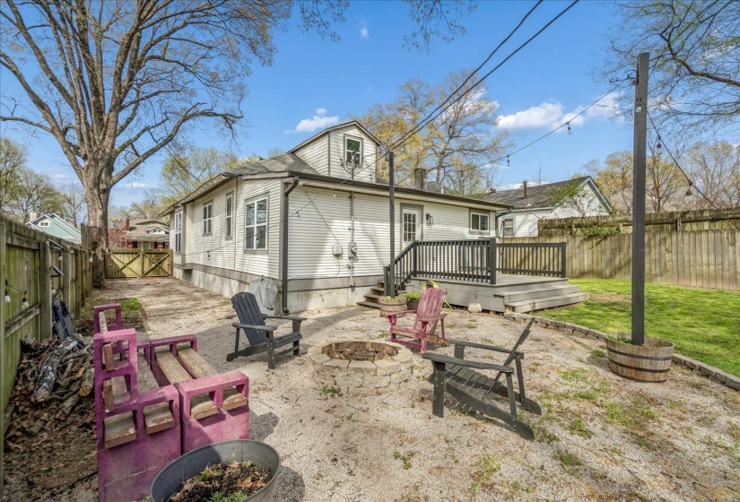 2049 FELIX AVE, Memphis, Tennessee 38104, 4 Bedrooms Bedrooms, 8 Rooms Rooms,3 BathroomsBathrooms,Residential,For Sale,FELIX,10217844