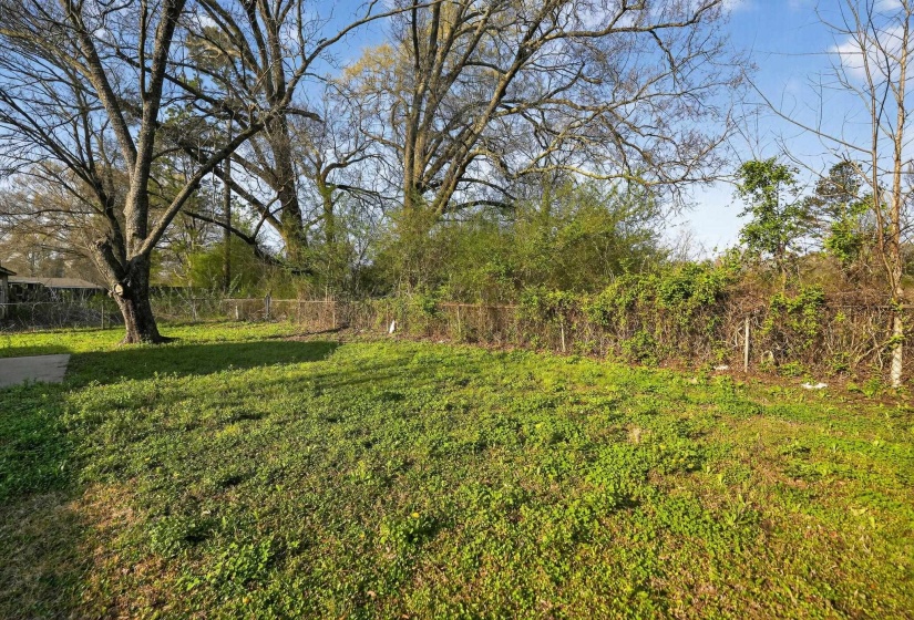 4989 MIKE DR, Memphis, Tennessee 38127, 3 Bedrooms Bedrooms, 6 Rooms Rooms,1 BathroomBathrooms,Residential,For Sale,MIKE,10217853
