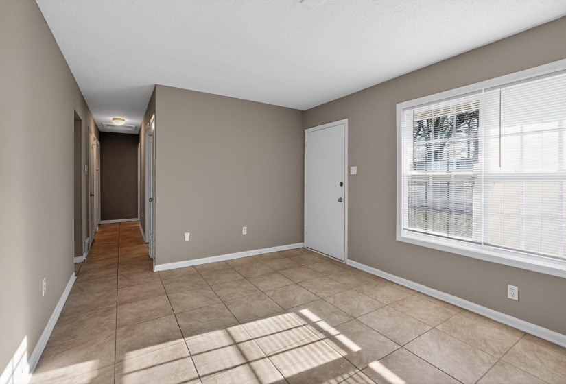 4989 MIKE DR, Memphis, Tennessee 38127, 3 Bedrooms Bedrooms, 6 Rooms Rooms,1 BathroomBathrooms,Residential,For Sale,MIKE,10217853