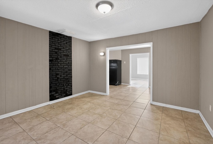 4989 MIKE DR, Memphis, Tennessee 38127, 3 Bedrooms Bedrooms, 6 Rooms Rooms,1 BathroomBathrooms,Residential,For Sale,MIKE,10217853