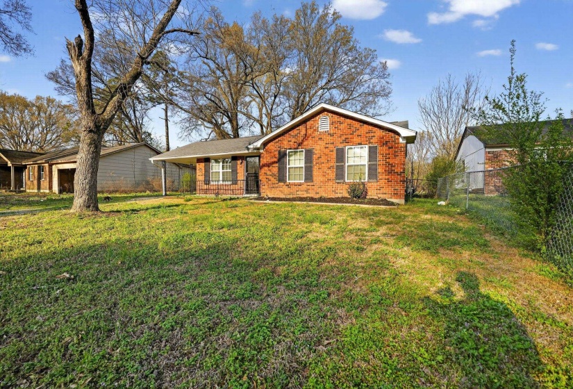4989 MIKE DR, Memphis, Tennessee 38127, 3 Bedrooms Bedrooms, 6 Rooms Rooms,1 BathroomBathrooms,Residential,For Sale,MIKE,10217853
