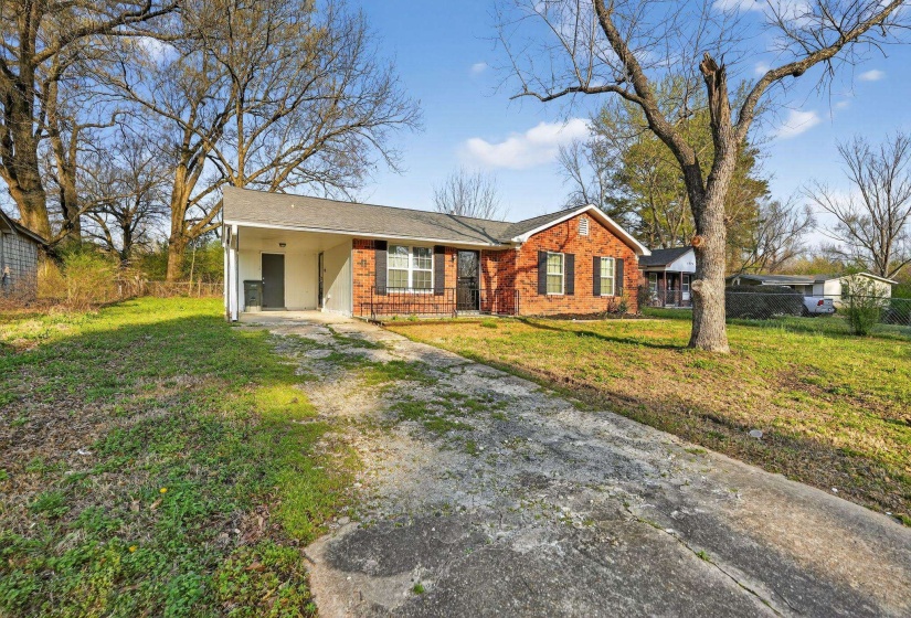 4989 MIKE DR, Memphis, Tennessee 38127, 3 Bedrooms Bedrooms, 6 Rooms Rooms,1 BathroomBathrooms,Residential,For Sale,MIKE,10217853
