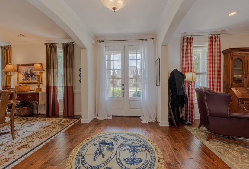 340 DOGWOOD VALLEY DR, Collierville, Tennessee 38017, 3 Bedroom Bedrooms, 7 Room Rooms,2 BathroomBathrooms,Residential,For Sale,DOGWOOD VALLEY,0,10217872