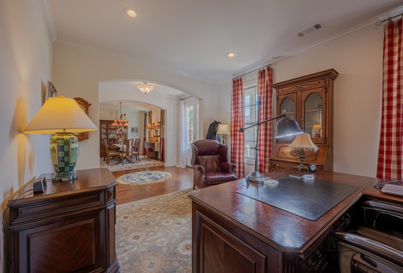 340 DOGWOOD VALLEY DR, Collierville, Tennessee 38017, 3 Bedroom Bedrooms, 7 Room Rooms,2 BathroomBathrooms,Residential,For Sale,DOGWOOD VALLEY,0,10217872