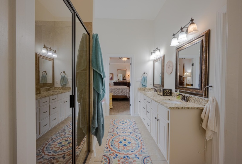 340 DOGWOOD VALLEY DR, Collierville, Tennessee 38017, 3 Bedroom Bedrooms, 7 Room Rooms,2 BathroomBathrooms,Residential,For Sale,DOGWOOD VALLEY,0,10217872