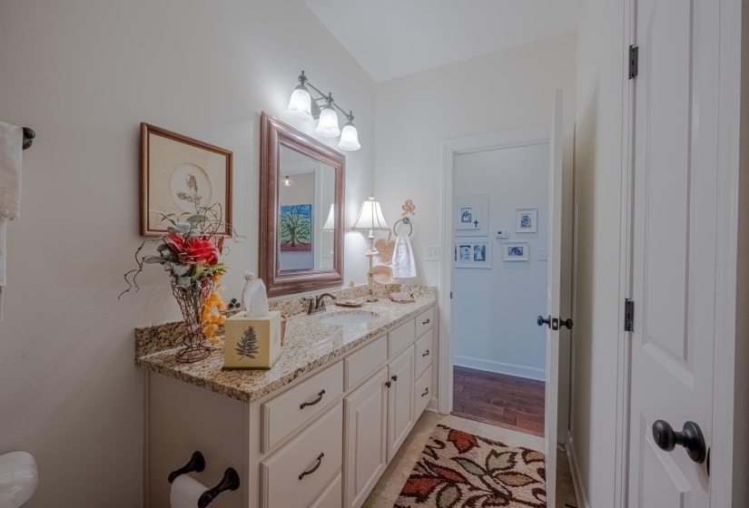 340 DOGWOOD VALLEY DR, Collierville, Tennessee 38017, 3 Bedroom Bedrooms, 7 Room Rooms,2 BathroomBathrooms,Residential,For Sale,DOGWOOD VALLEY,0,10217872