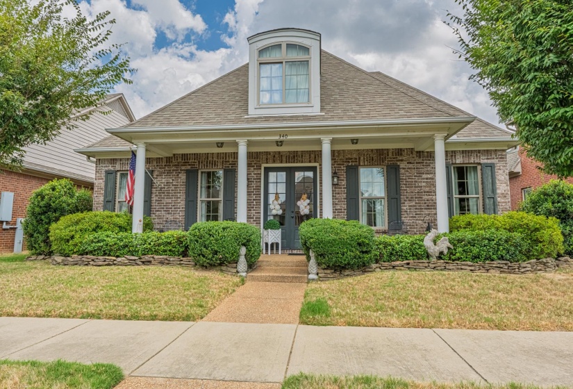 340 DOGWOOD VALLEY DR, Collierville, Tennessee 38017, 3 Bedroom Bedrooms, 7 Room Rooms,2 BathroomBathrooms,Residential,For Sale,DOGWOOD VALLEY,0,10217872