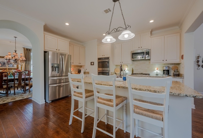 340 DOGWOOD VALLEY DR, Collierville, Tennessee 38017, 3 Bedroom Bedrooms, 7 Room Rooms,2 BathroomBathrooms,Residential,For Sale,DOGWOOD VALLEY,0,10217872