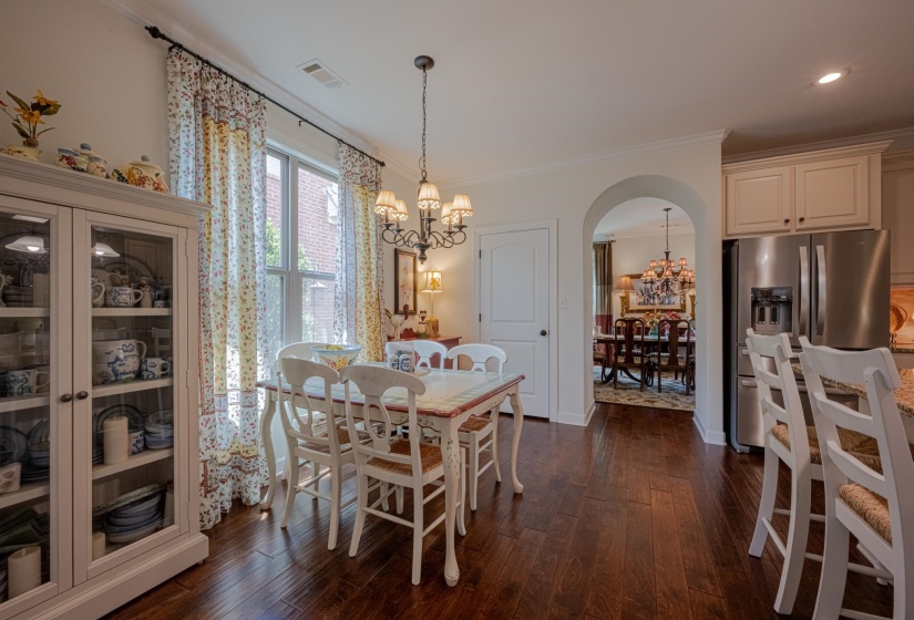 340 DOGWOOD VALLEY DR, Collierville, Tennessee 38017, 3 Bedroom Bedrooms, 7 Room Rooms,2 BathroomBathrooms,Residential,For Sale,DOGWOOD VALLEY,0,10217872