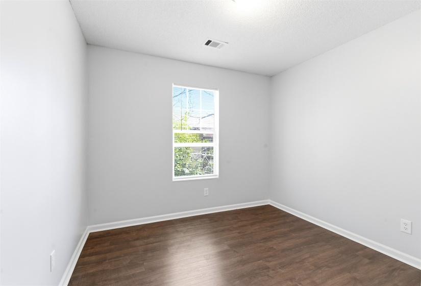 2120 CURRY AVE, Memphis, Tennessee 38108, 3 Bedroom Bedrooms, 7 Room Rooms,2 BathroomBathrooms,Residential,For Sale,CURRY,0,10217874
