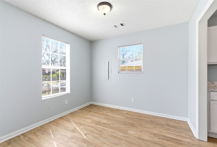 2120 CURRY AVE, Memphis, Tennessee 38108, 3 Bedroom Bedrooms, 7 Room Rooms,2 BathroomBathrooms,Residential,For Sale,CURRY,0,10217874
