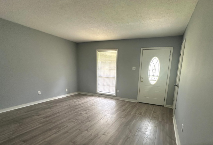 5163 BROKEN OAK DR, Memphis, Tennessee 38127, 3 Bedrooms Bedrooms, 5 Rooms Rooms,1 BathroomBathrooms,Residential,For Sale,BROKEN OAK,10217875