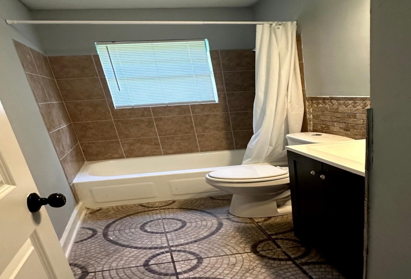 5163 BROKEN OAK DR, Memphis, Tennessee 38127, 3 Bedrooms Bedrooms, 5 Rooms Rooms,1 BathroomBathrooms,Residential,For Sale,BROKEN OAK,10217875