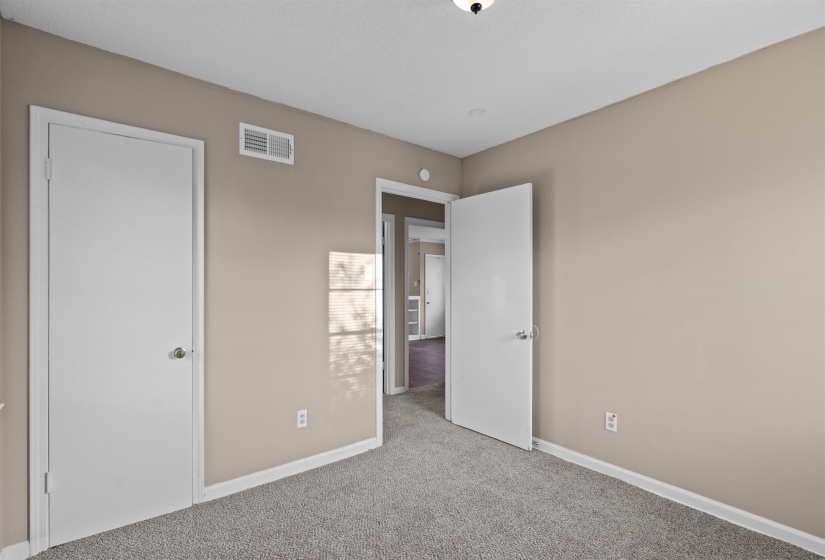 2158 PUEBLO AVE, Memphis, Tennessee 38127, 3 Bedrooms Bedrooms, 6 Rooms Rooms,1 BathroomBathrooms,Residential,For Sale,PUEBLO,10217876