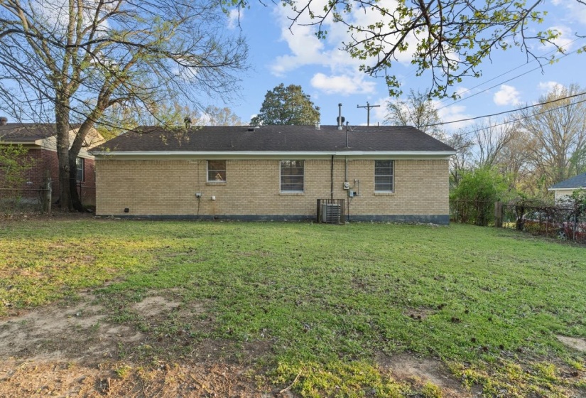2158 PUEBLO AVE, Memphis, Tennessee 38127, 3 Bedrooms Bedrooms, 6 Rooms Rooms,1 BathroomBathrooms,Residential,For Sale,PUEBLO,10217876