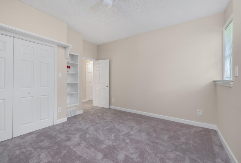 5798 SUNSET POINT RD, Memphis, Tennessee 38135, 6 Bedrooms Bedrooms, 11 Rooms Rooms,3.1 BathroomsBathrooms,Residential,For Sale,SUNSET POINT,10217884