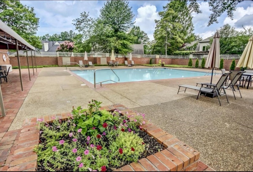 1548 CHERRY PARK DR, Memphis, Tennessee 38120, 3 Bedrooms Bedrooms, 7 Rooms Rooms,2 BathroomsBathrooms,Residential,For Sale,CHERRY PARK,10212279