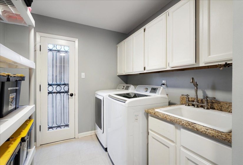 1548 CHERRY PARK DR, Memphis, Tennessee 38120, 3 Bedrooms Bedrooms, 7 Rooms Rooms,2 BathroomsBathrooms,Residential,For Sale,CHERRY PARK,10212279