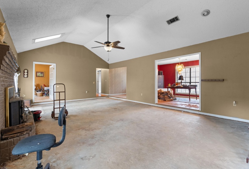 165 DEVILS BACKBONE RD, Saltillo, Mississippi 38866, 3 Bedroom Bedrooms, 0 ,2.1 BathroomBathrooms,Residential,For Sale,DEVILS BACKBONE,0,10217925