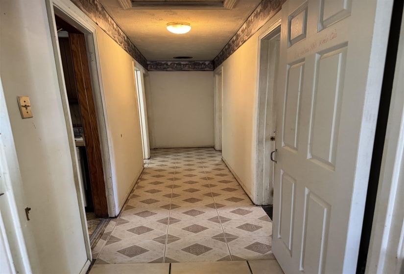 3083 CHERRY RD, Memphis, Tennessee 38118, 3 Bedrooms Bedrooms, 6 Rooms Rooms,1 BathroomBathrooms,Residential,For Sale,CHERRY,10217931