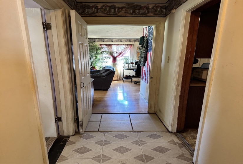 3083 CHERRY RD, Memphis, Tennessee 38118, 3 Bedrooms Bedrooms, 6 Rooms Rooms,1 BathroomBathrooms,Residential,For Sale,CHERRY,10217931