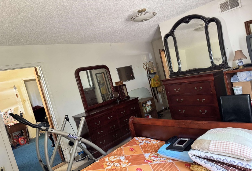 3083 CHERRY RD, Memphis, Tennessee 38118, 3 Bedrooms Bedrooms, 6 Rooms Rooms,1 BathroomBathrooms,Residential,For Sale,CHERRY,10217931