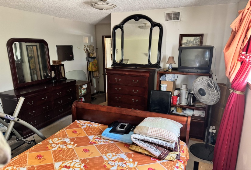 3083 CHERRY RD, Memphis, Tennessee 38118, 3 Bedrooms Bedrooms, 6 Rooms Rooms,1 BathroomBathrooms,Residential,For Sale,CHERRY,10217931