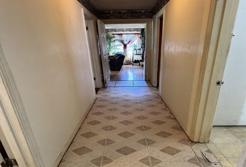 3083 CHERRY RD, Memphis, Tennessee 38118, 3 Bedrooms Bedrooms, 6 Rooms Rooms,1 BathroomBathrooms,Residential,For Sale,CHERRY,10217931