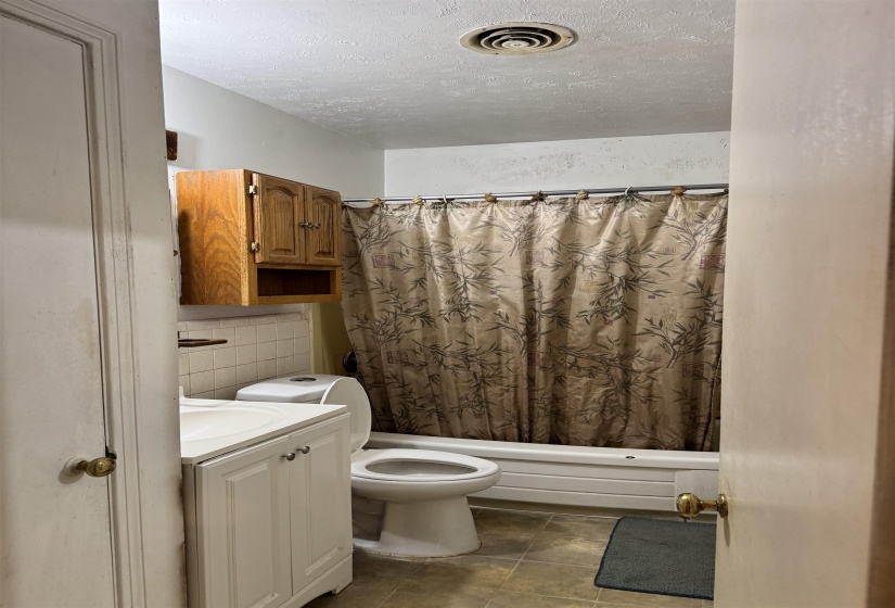 3083 CHERRY RD, Memphis, Tennessee 38118, 3 Bedrooms Bedrooms, 6 Rooms Rooms,1 BathroomBathrooms,Residential,For Sale,CHERRY,10217931
