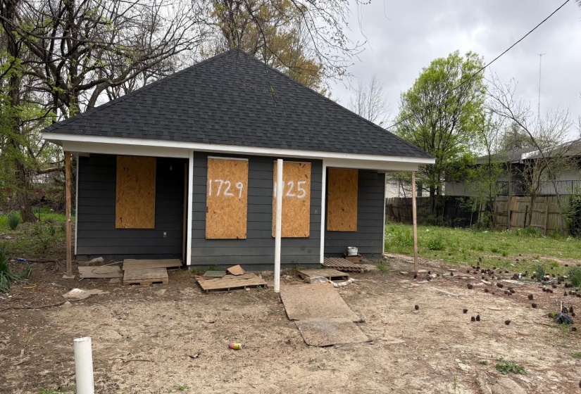 1725 ONTARIO AVE, Memphis, Tennessee 38127, 3 Bedroom Bedrooms, 0 ,2 BathroomBathrooms,Duplexes,For Sale,ONTARIO,0,10204125