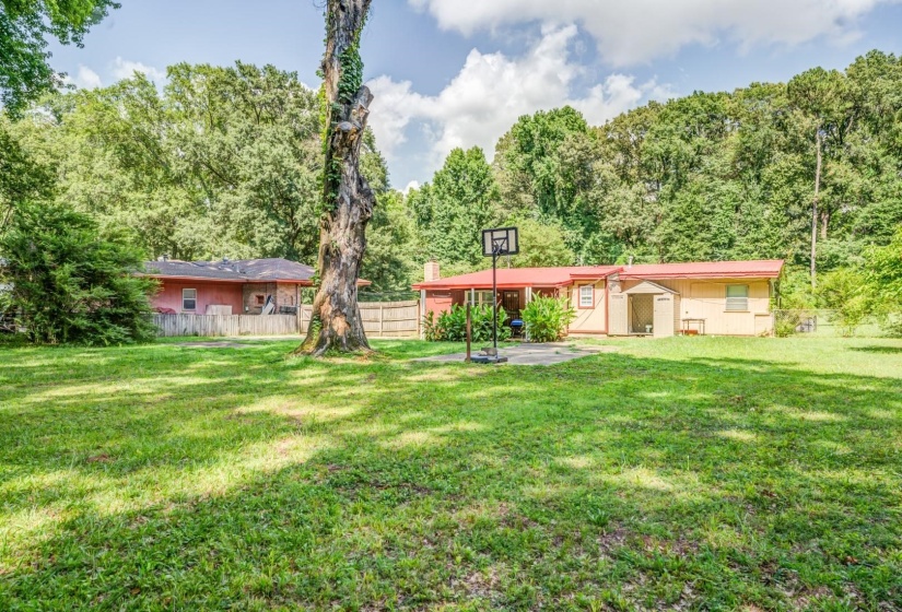 3661 MCCORKLE RD, Memphis, Tennessee 38116, 4 Bedrooms Bedrooms, 8 Rooms Rooms,2 BathroomsBathrooms,Residential,For Sale,MCCORKLE,10212430