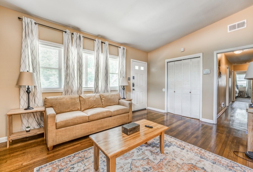 3661 MCCORKLE RD, Memphis, Tennessee 38116, 4 Bedrooms Bedrooms, 8 Rooms Rooms,2 BathroomsBathrooms,Residential,For Sale,MCCORKLE,10212430
