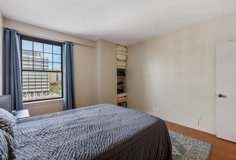 109 MAIN ST, Memphis, Tennessee 38103-5012, 1 Bedroom Bedrooms, 3 Room Rooms,1 BathroomBathrooms,Residential,For Sale,MAIN,0,10217362