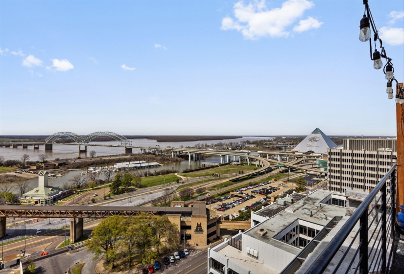 109 MAIN ST, Memphis, Tennessee 38103-5012, 1 Bedroom Bedrooms, 3 Room Rooms,1 BathroomBathrooms,Residential,For Sale,MAIN,0,10217362