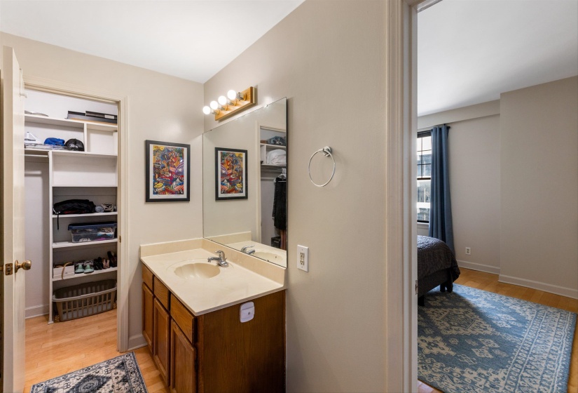 109 MAIN ST, Memphis, Tennessee 38103-5012, 1 Bedroom Bedrooms, 3 Room Rooms,1 BathroomBathrooms,Residential,For Sale,MAIN,0,10217362