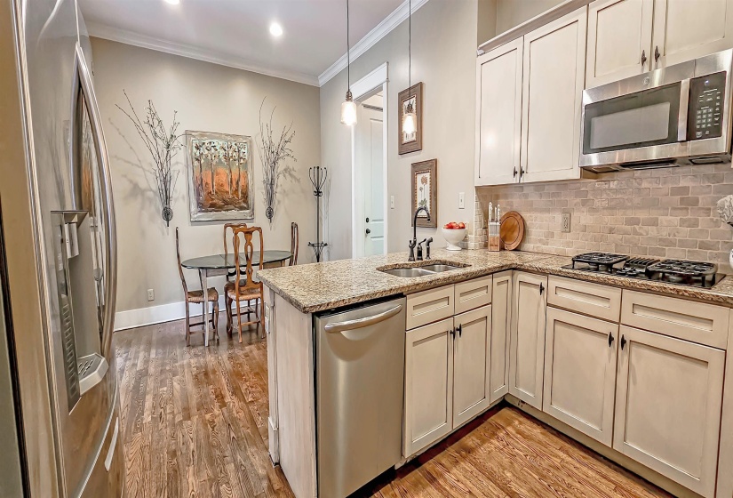 1784 PENSHURST DR, Collierville, Tennessee 38017, 3 Bedroom Bedrooms, 8 Room Rooms,3 BathroomBathrooms,Residential,For Sale,PENSHURST,0,10217967