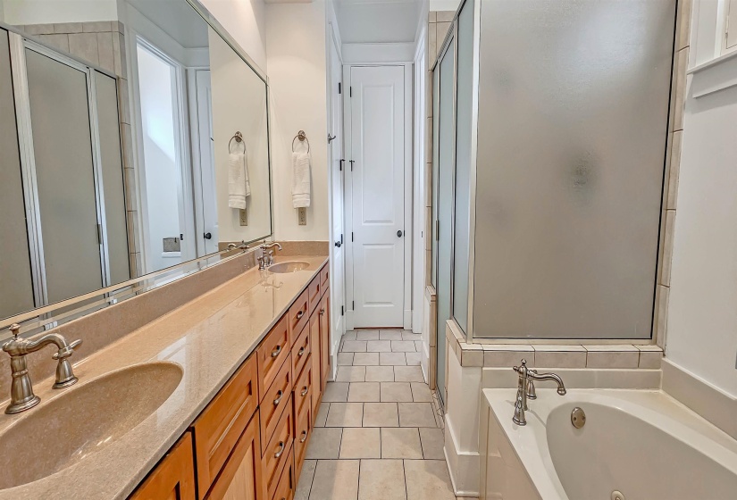 1784 PENSHURST DR, Collierville, Tennessee 38017, 3 Bedroom Bedrooms, 8 Room Rooms,3 BathroomBathrooms,Residential,For Sale,PENSHURST,0,10217967