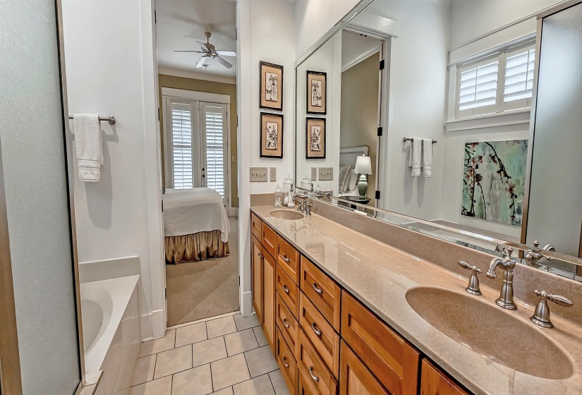 1784 PENSHURST DR, Collierville, Tennessee 38017, 3 Bedroom Bedrooms, 8 Room Rooms,3 BathroomBathrooms,Residential,For Sale,PENSHURST,0,10217967
