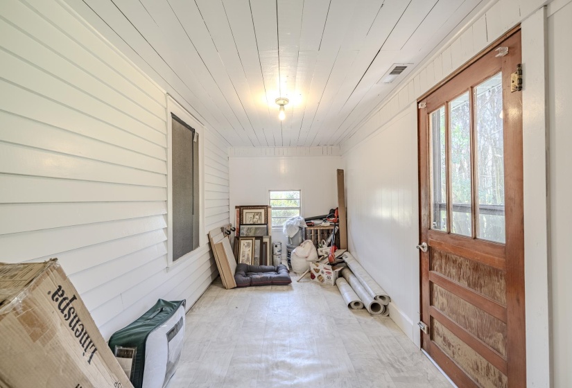 2423 HARDIN CREEK RD, Clifton, Tennessee 38425-9046, 3 Bedrooms Bedrooms, 10 Rooms Rooms,1 BathroomBathrooms,Residential,For Sale,HARDIN CREEK,10217973