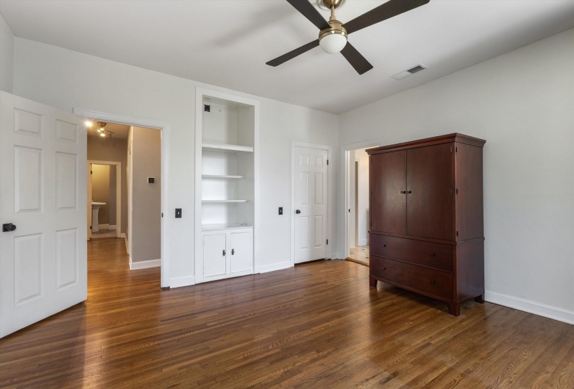 1680 CARRUTHERS PL, Memphis, Tennessee 38112, 4 Bedrooms Bedrooms, 8 Rooms Rooms,2.1 BathroomsBathrooms,Residential,For Sale,CARRUTHERS,10217976