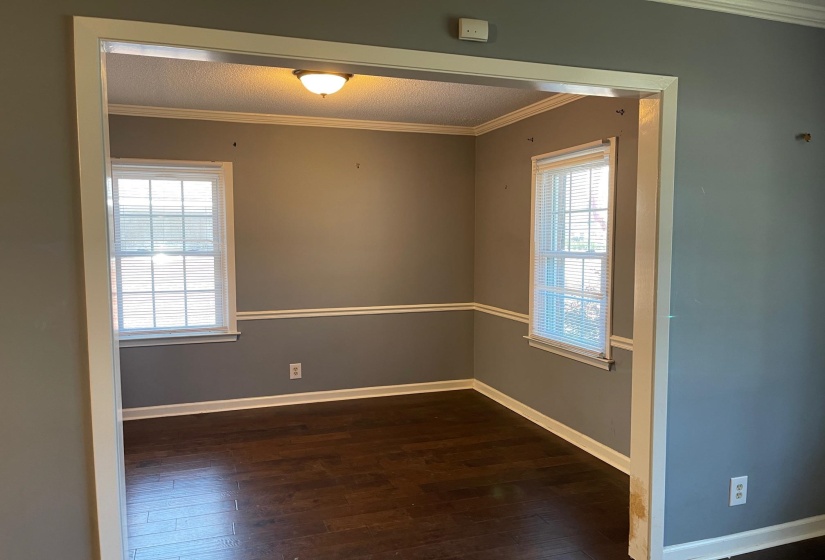 443 WHITE STATION RD, Memphis, Tennessee 38117, 3 Bedrooms Bedrooms, 6 Rooms Rooms,2 BathroomsBathrooms,Residential,For Sale,WHITE STATION,10217981